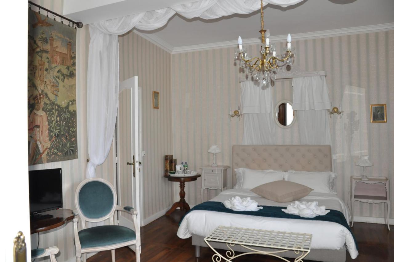 La Maison Du Prince De Conde Charroux-dʼAllier エクステリア 写真