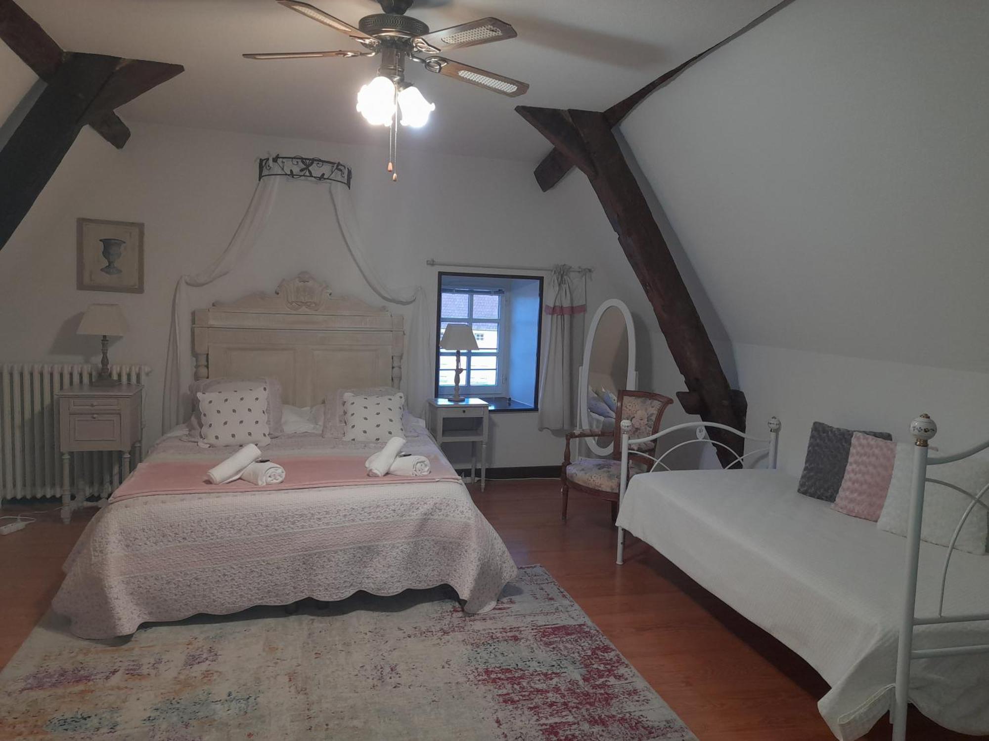 La Maison Du Prince De Conde Charroux-dʼAllier エクステリア 写真