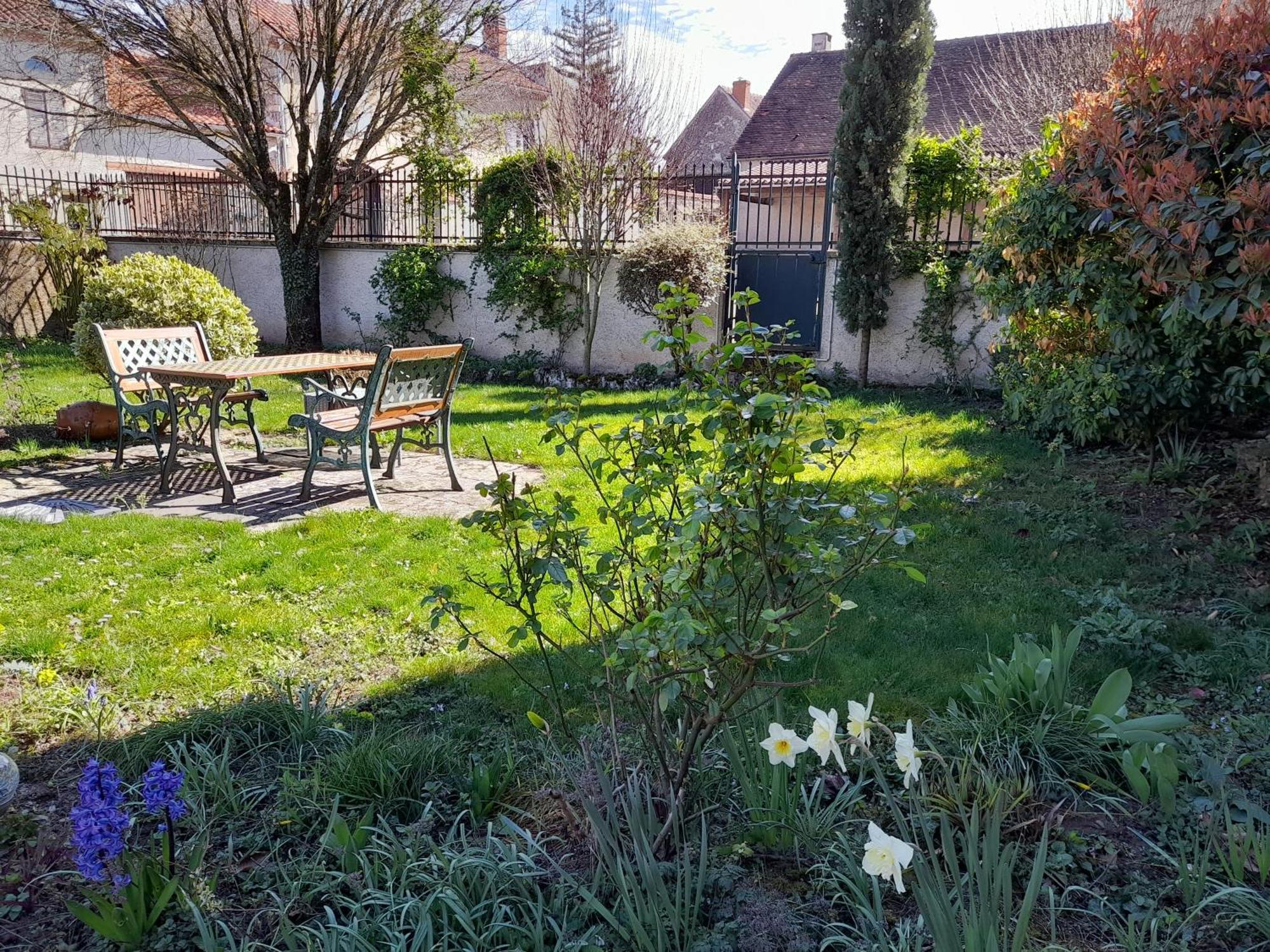 La Maison Du Prince De Conde Charroux-dʼAllier エクステリア 写真