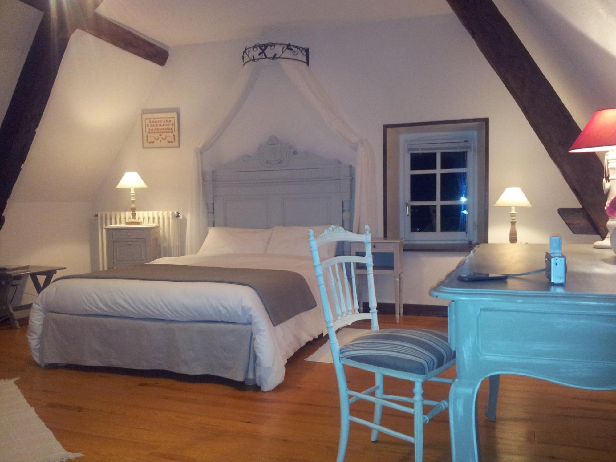 La Maison Du Prince De Conde Charroux-dʼAllier エクステリア 写真
